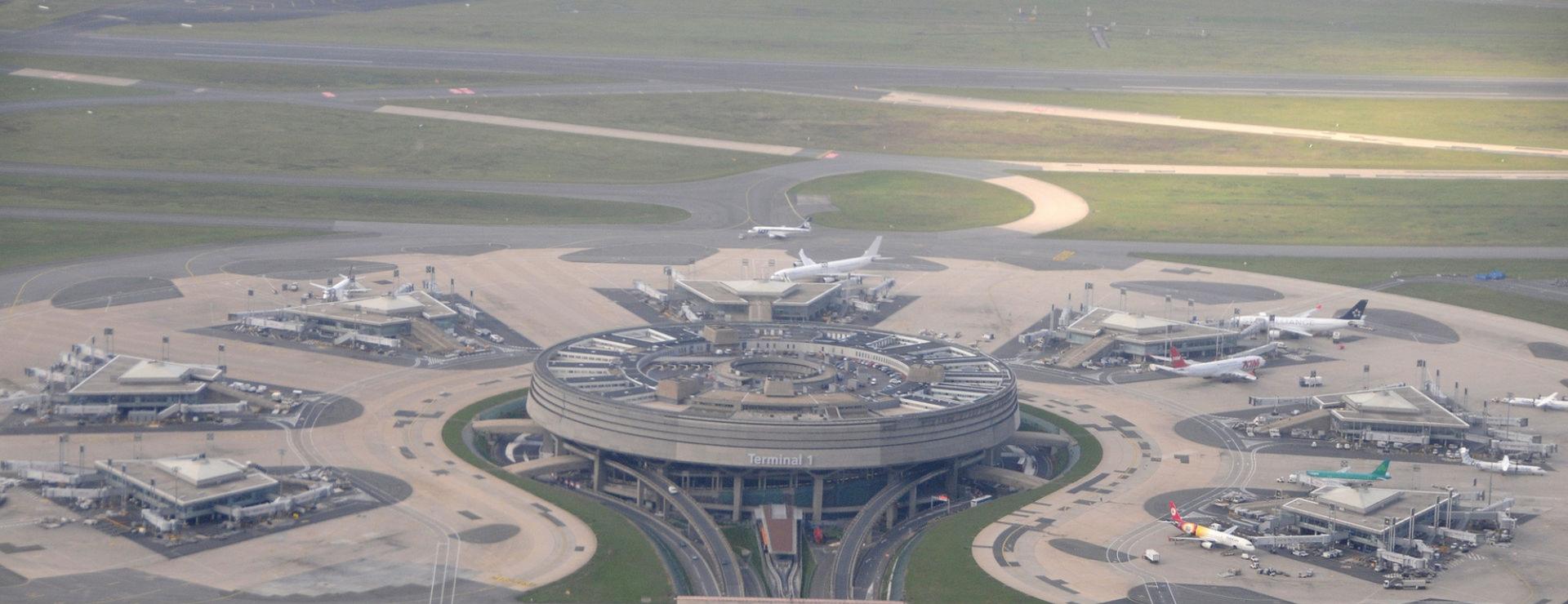 Terminal 1 aéroport Roissy Charles de Gaulle Paris France