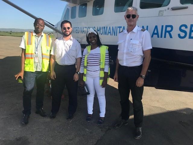 Didjatou, administrateur EFB pour Aviation Sans Frontières et son équipe