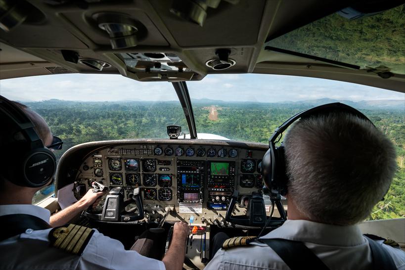 pilotes flotte humanitaire aviation sans frontieres