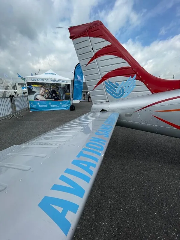 Salon Bourget 2 600-800